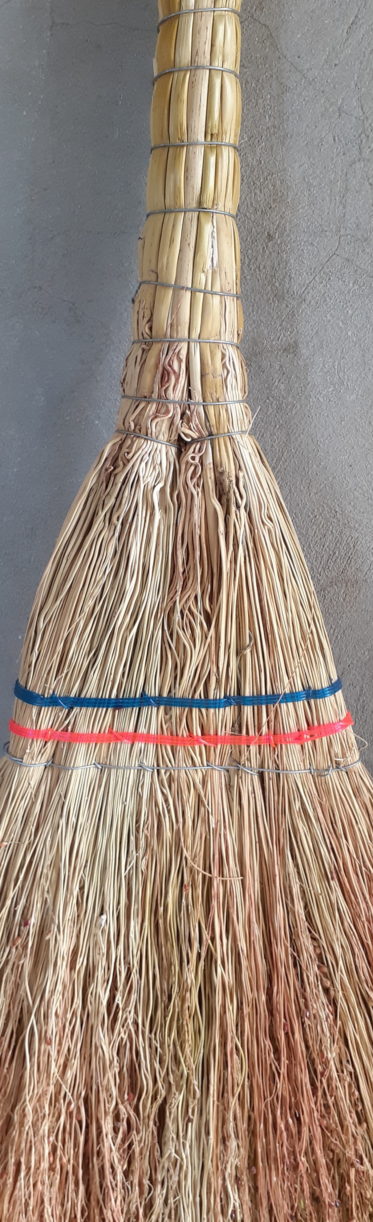 جارو چوبی متوسط