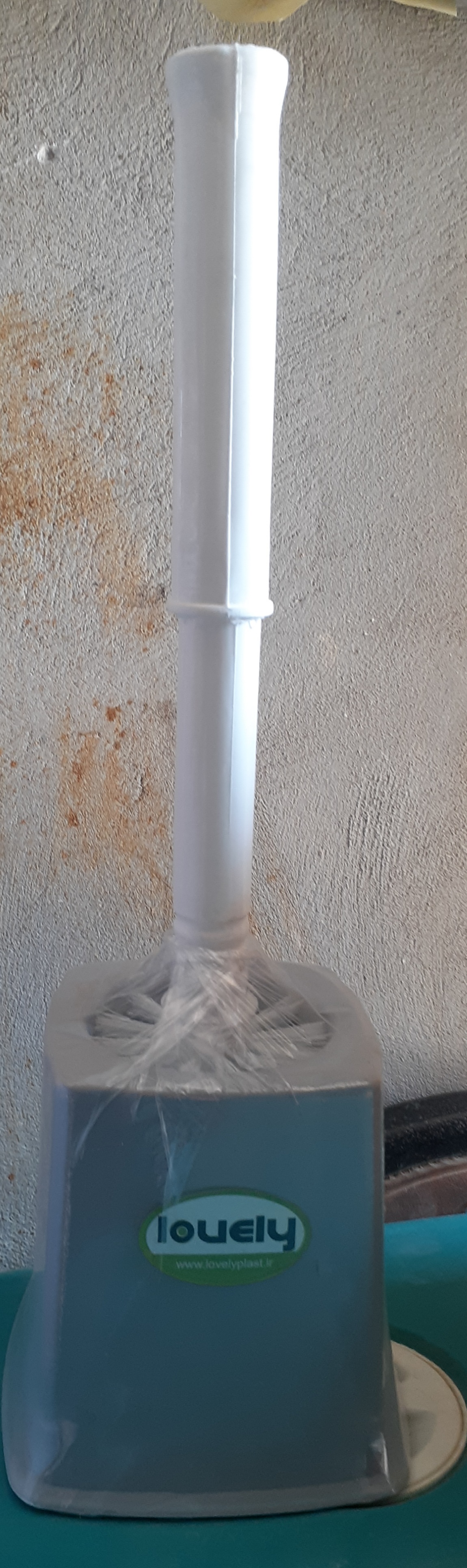 فرچه دستشویی پایه دار
