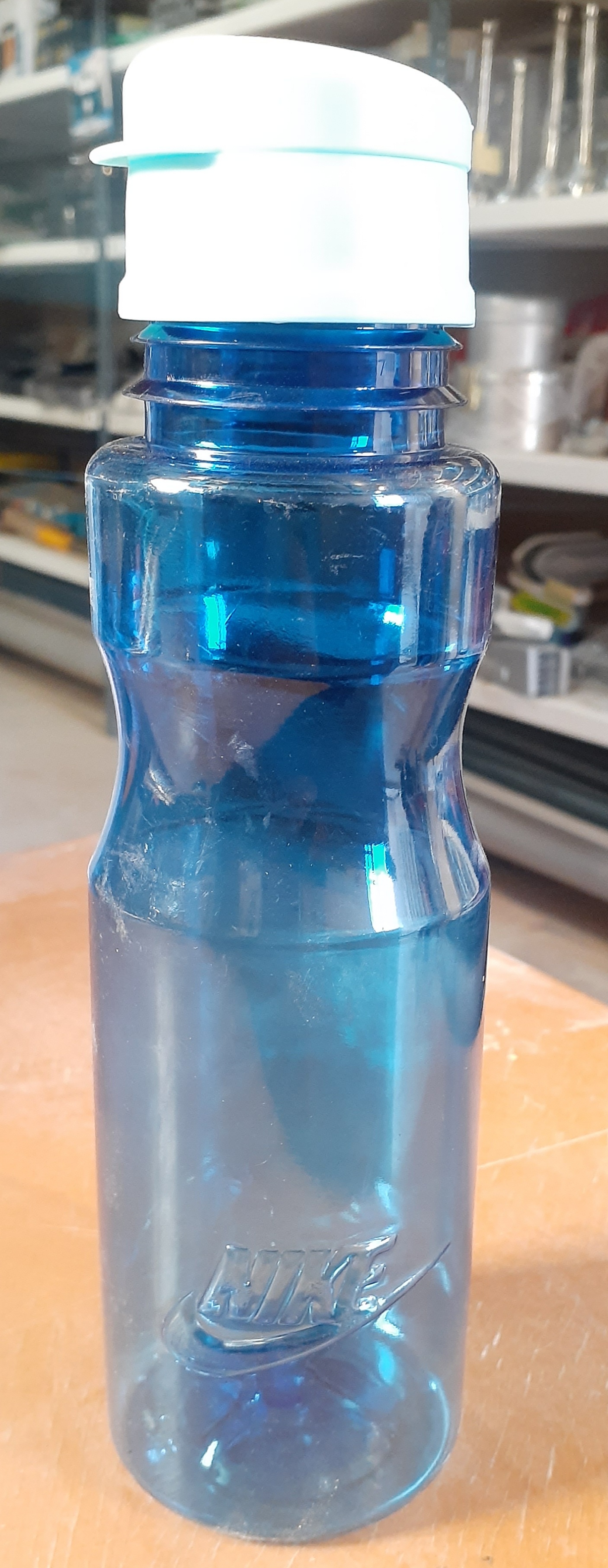 بطری اب کوچک