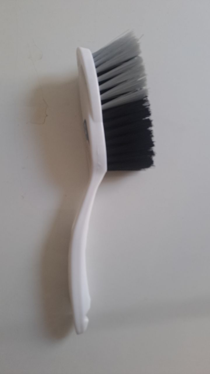 برس سفره پاک کن (درنا پاکسال)